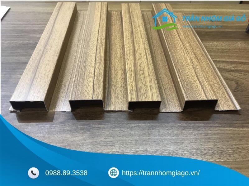 Nhôm giả gỗ ốp trần lam sóng