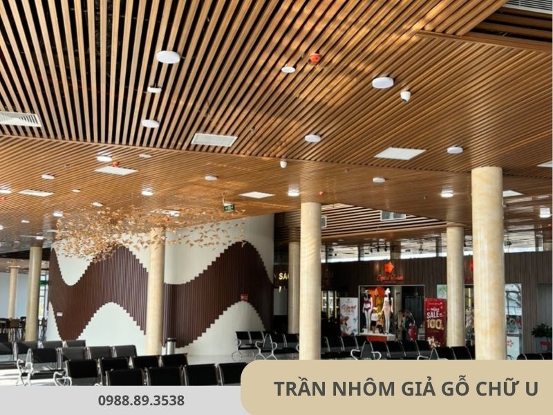 Mẫu trần nhôm giả gỗ chữ U