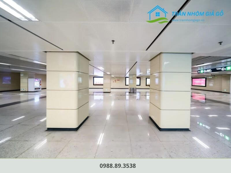 Ứng dụng của trần thả tại trung tâm thương mại