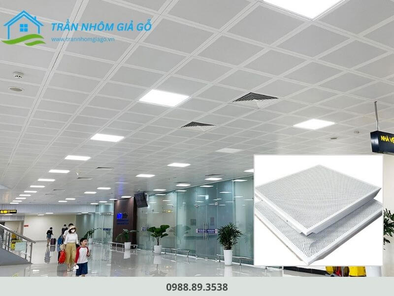 Ứng dụng trần nhôm Clip-in 600x600 tại sảnh lớn